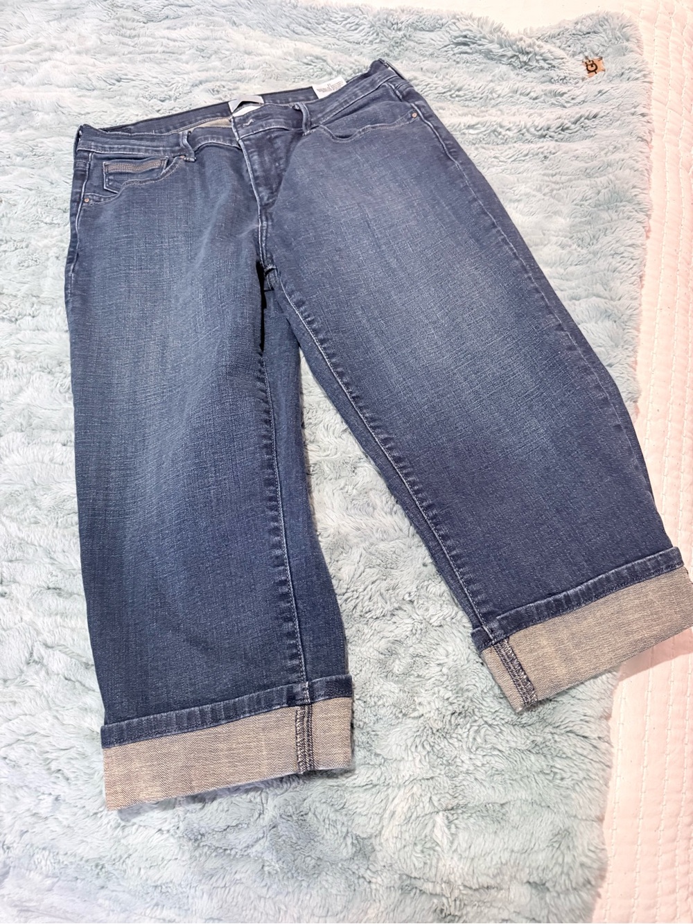 Levi’s Women’s Denim Capris Size 10